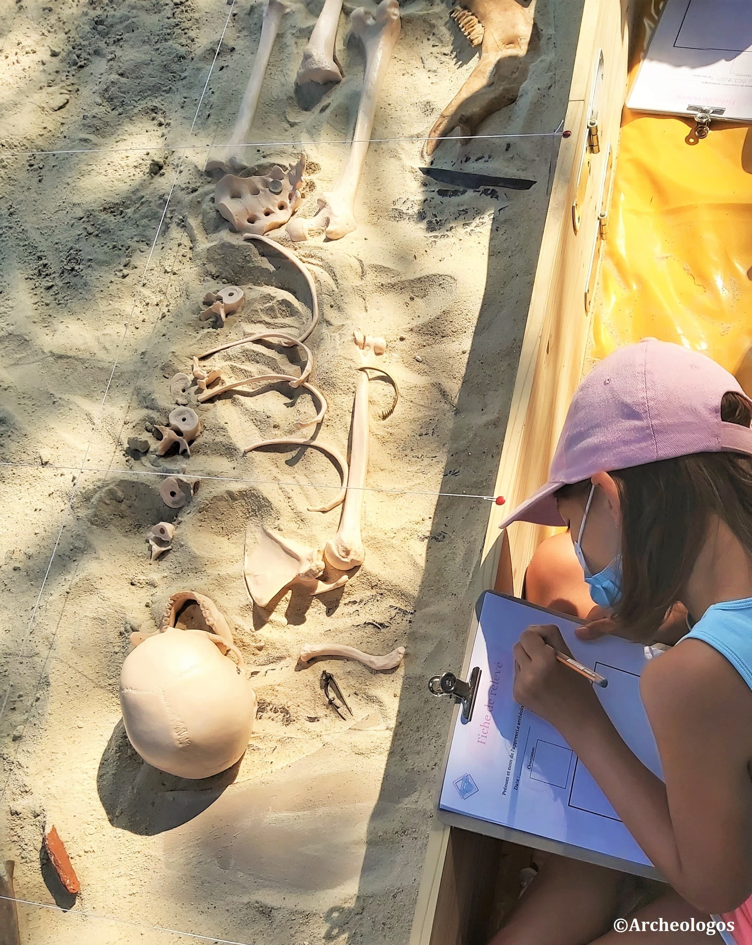 Atelier d'initiation à la fouille archéologique