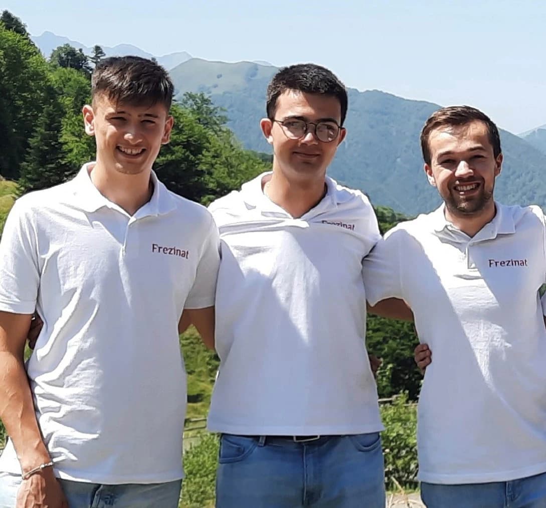 Bal traditionnelavec le groupe FREZINAT