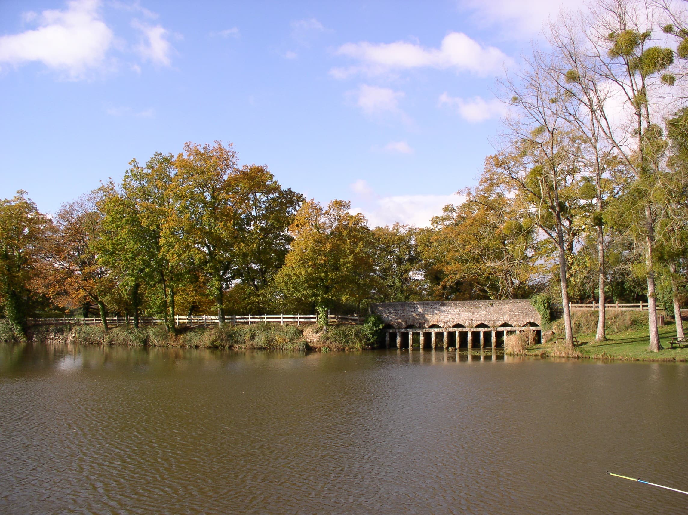 Visite guidée du site médiéval de Chevré