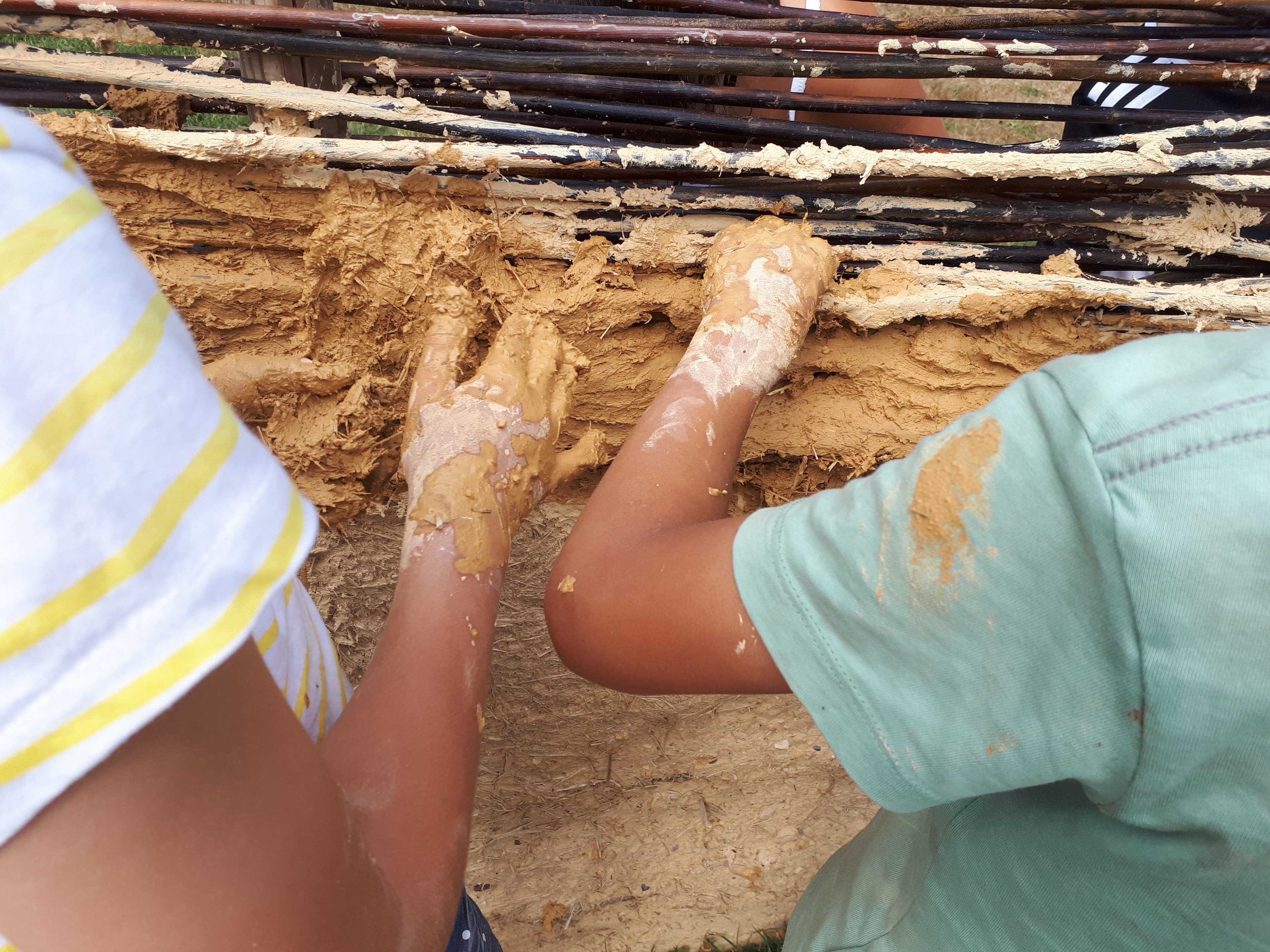 Atelier : Construisez un mur de terre