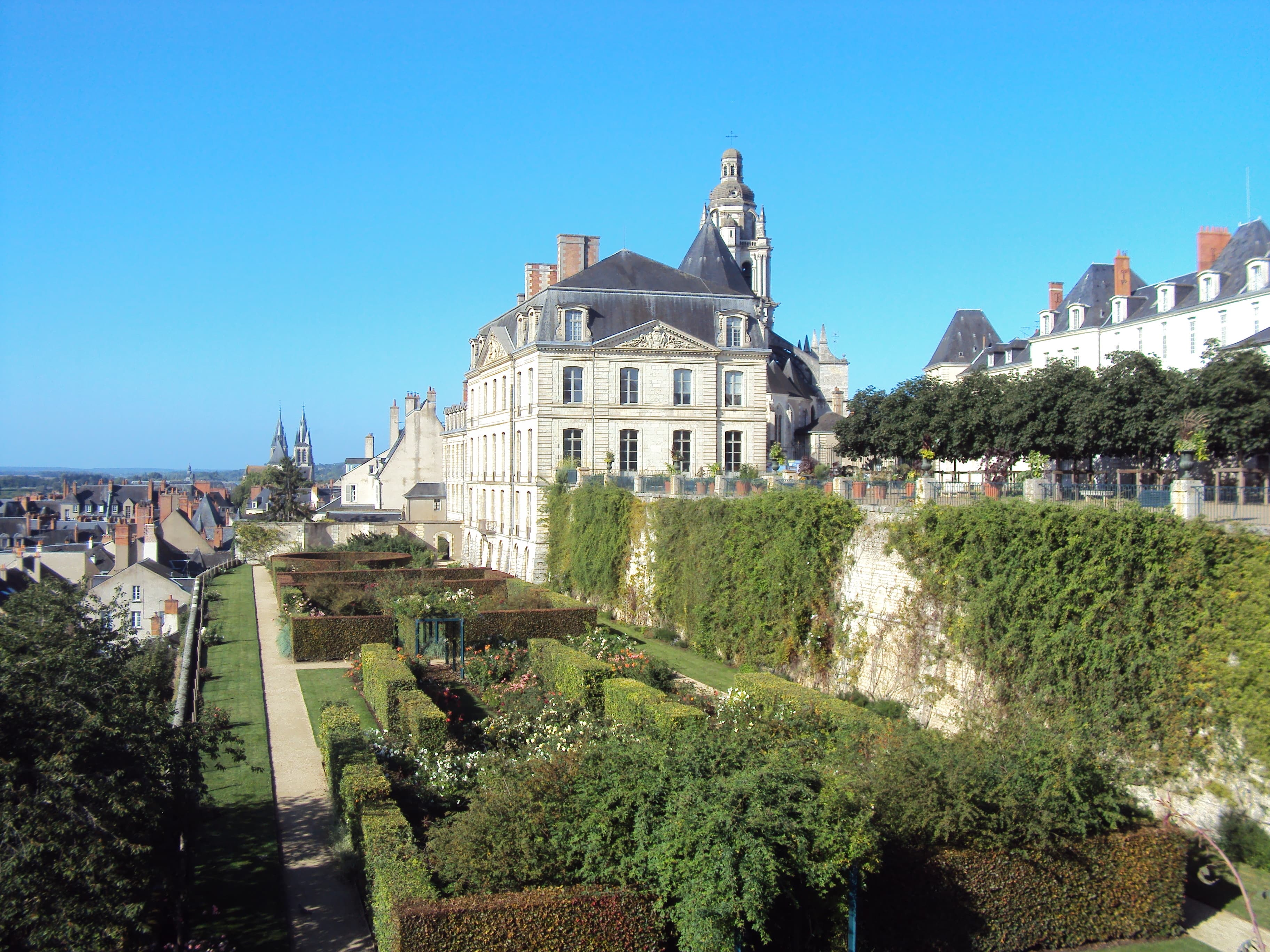 Visite des Jardins de l'Évêché à deux voix